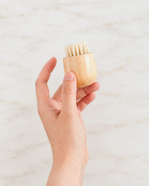 Cedar Complexion Brush