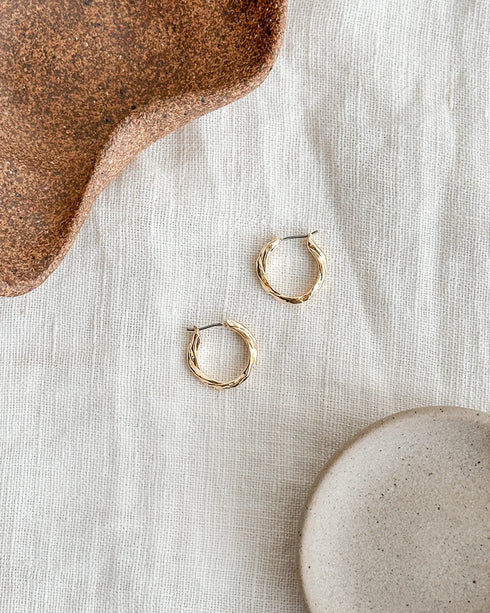 Noelle Classic Hoops