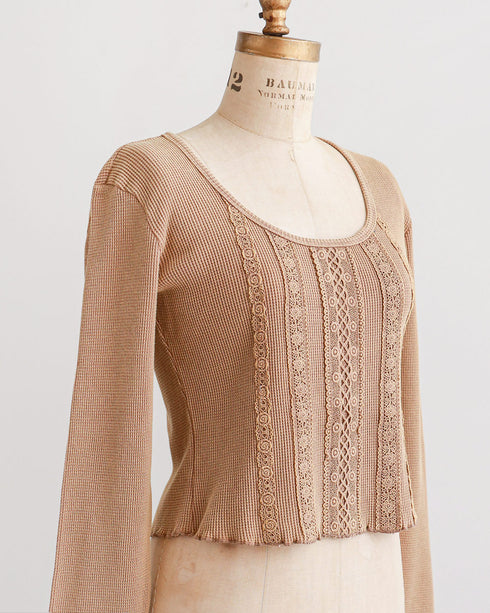 Tawny Meadow Top