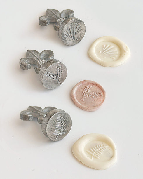 Round Classic Seals