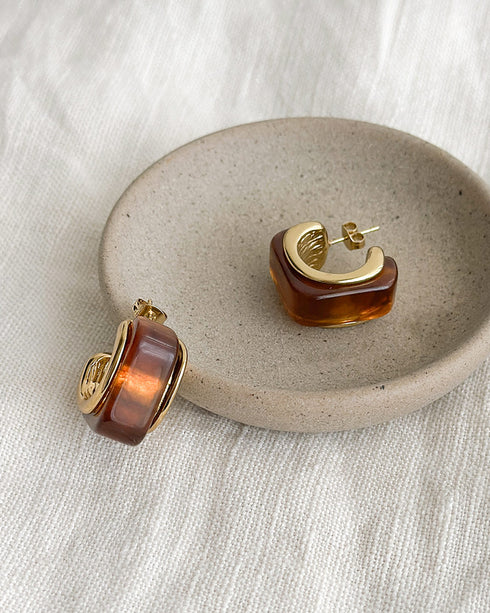 Marlowe Resin Hoops
